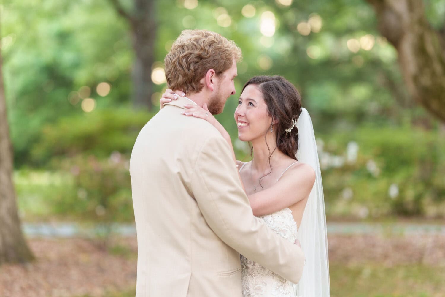 Big smile from the bride - Tanglewood Plantation