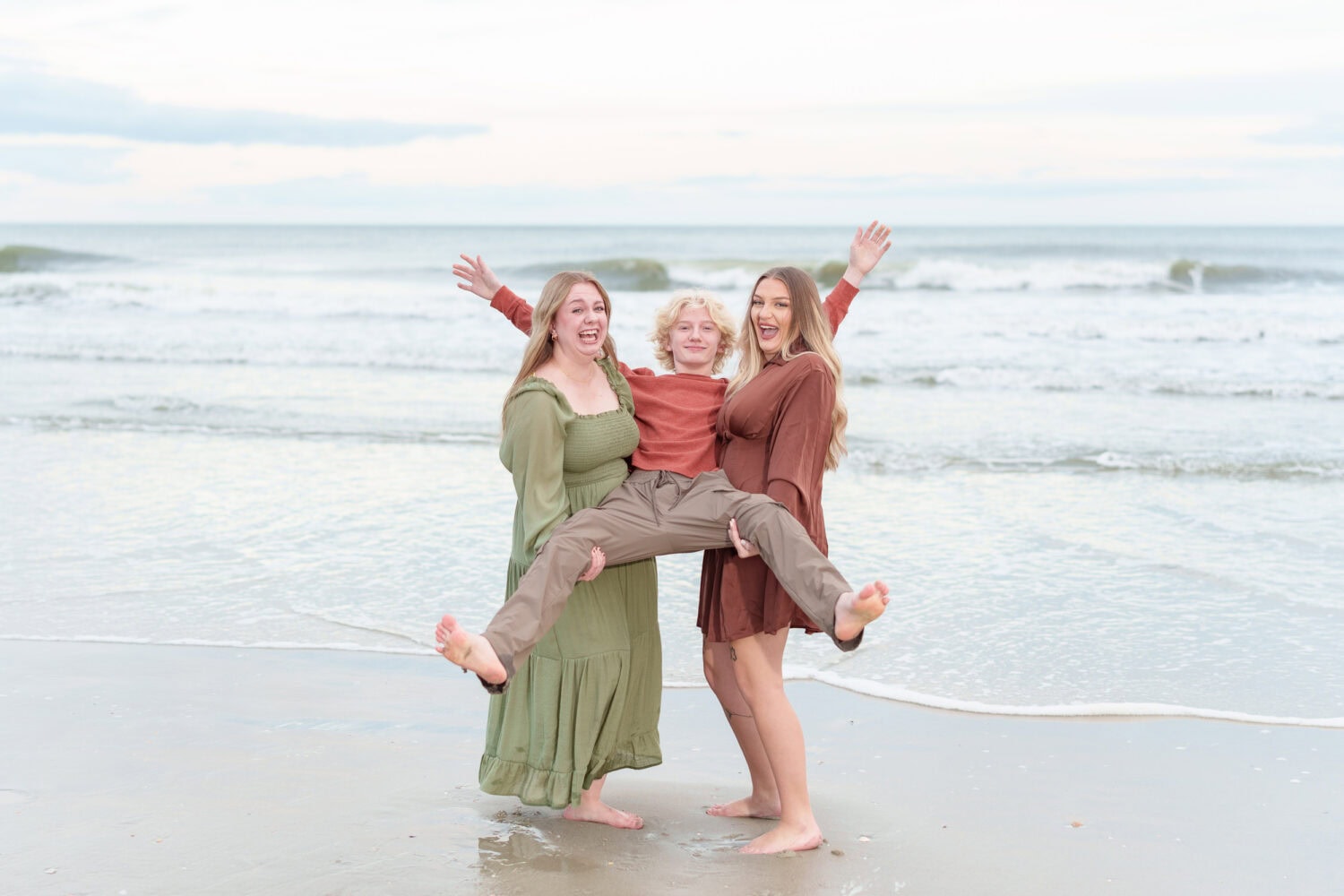 Family of 5 in front of the ocean - Huntington Beach State Park - Pawleys Island