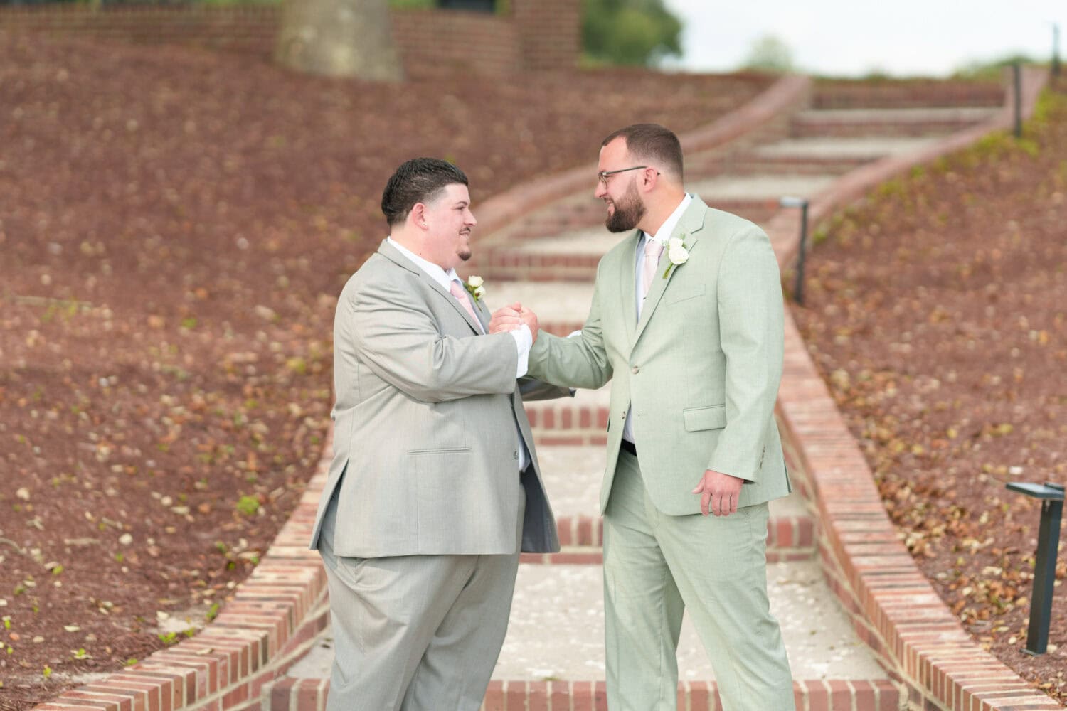 Pictures with the groom and groomsmen before the ceremony - Dunes Golf & Beach Club