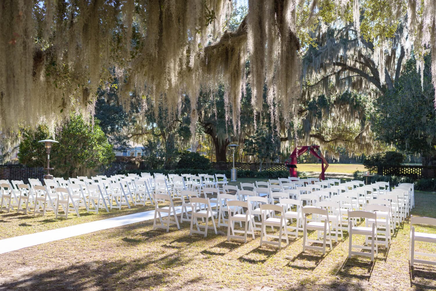 Beautiful spot for a wedding under the trees - Wedgefield Country Club