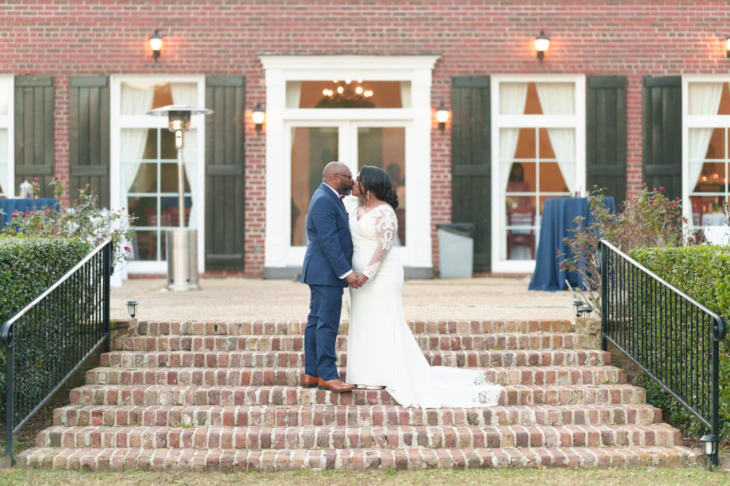 Pictures on the steps - Wedgefield Country Club