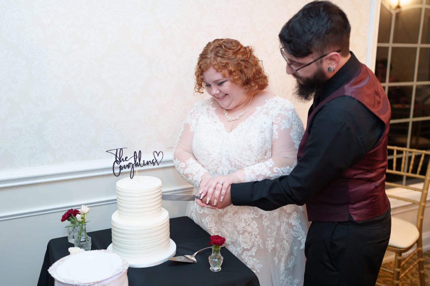 Cake cutting - The Cypress Inn - Conway, SC