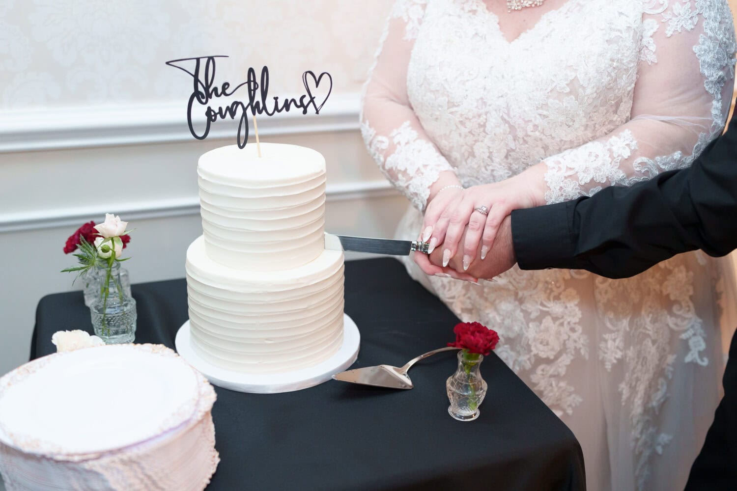 Cake cutting - The Cypress Inn - Conway, SC