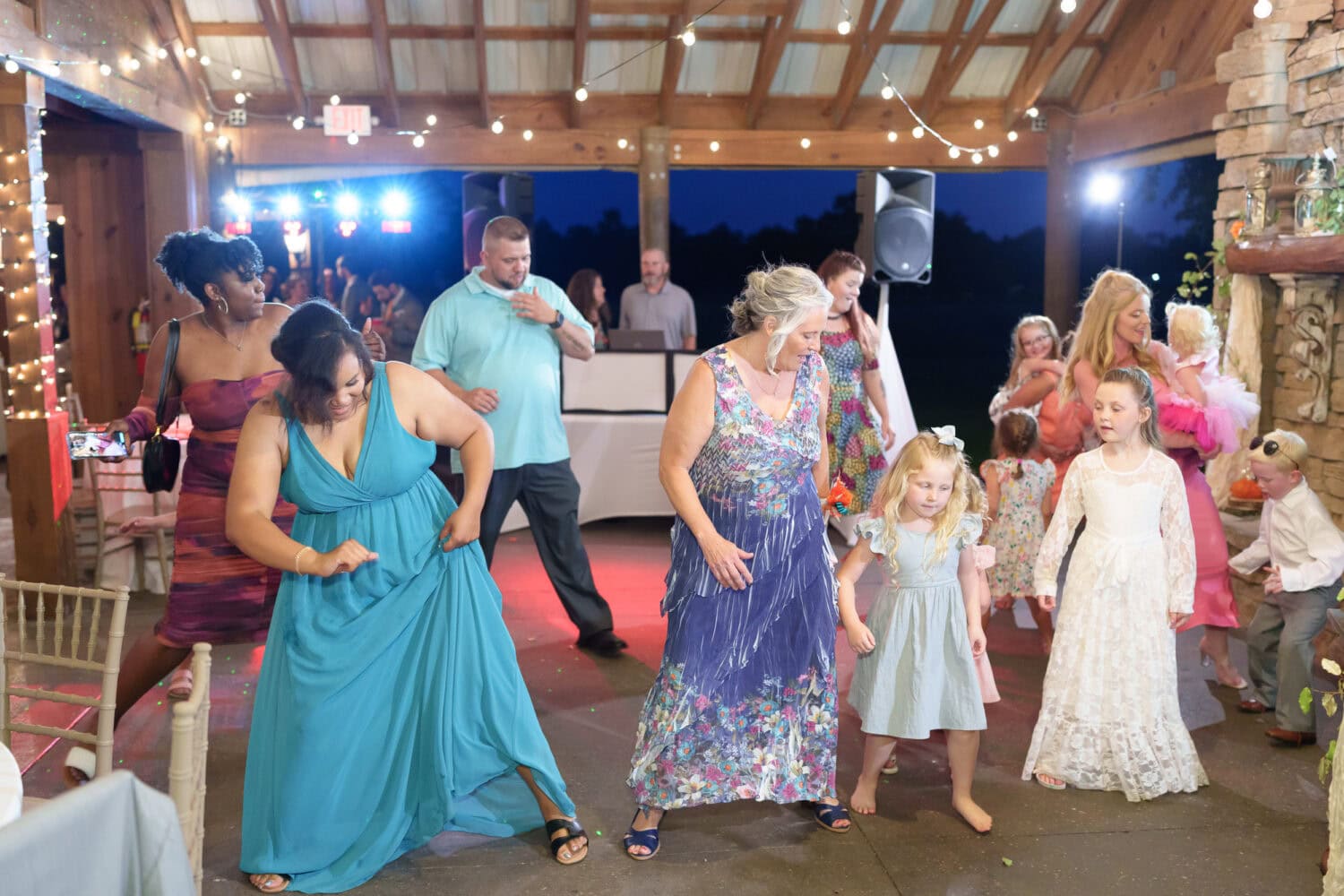 Fun dancing - Wildhorse at Parker Farms